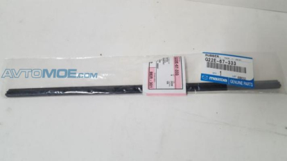 Резинка щётки заднего стеклоочистителя G22E67333 Mazda (фото №1)